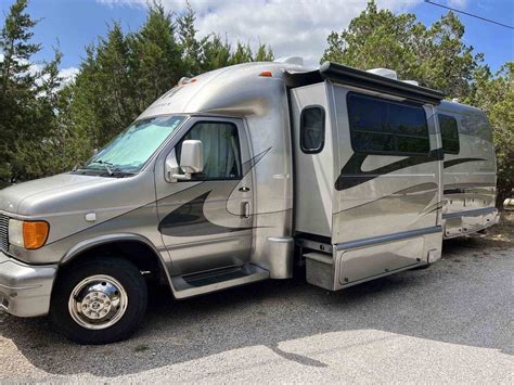 coach house platinum rv used.